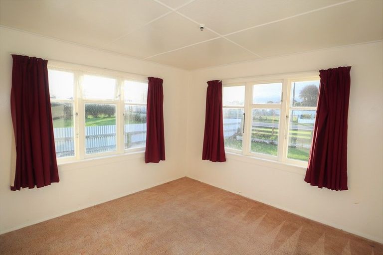 Photo of property in 23a Park Lane, Kaponga, Hawera, 4679