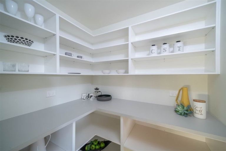 Photo of property in 84 Riverstone Drive, Riverstone Terraces, Upper Hutt, 5018