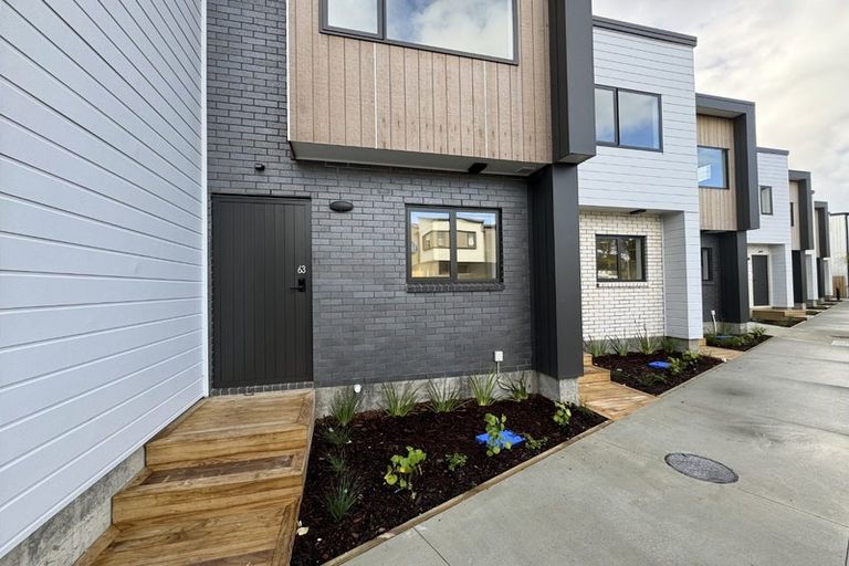 Photo of property in 63 Paetai Lane, Te Atatu Peninsula, 0610