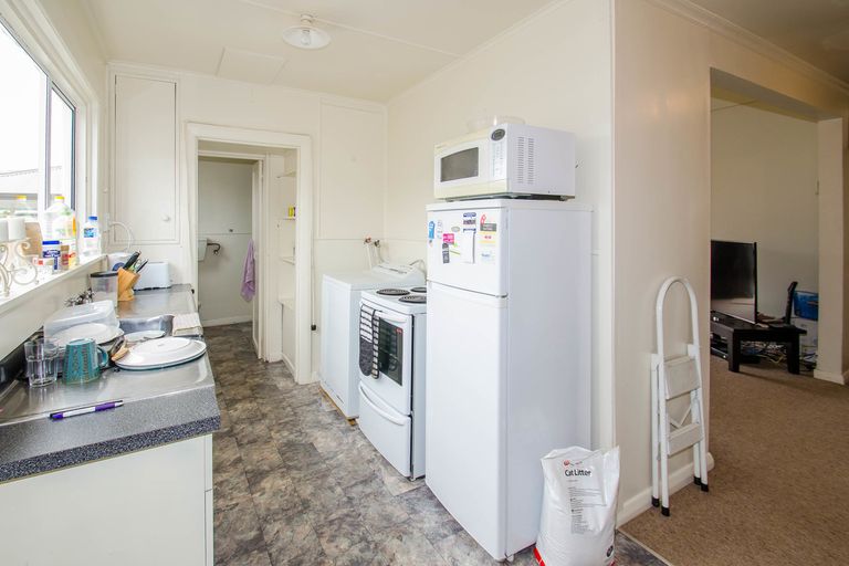 Photo of property in 32 Cutten Street, South Dunedin, Dunedin, 9012