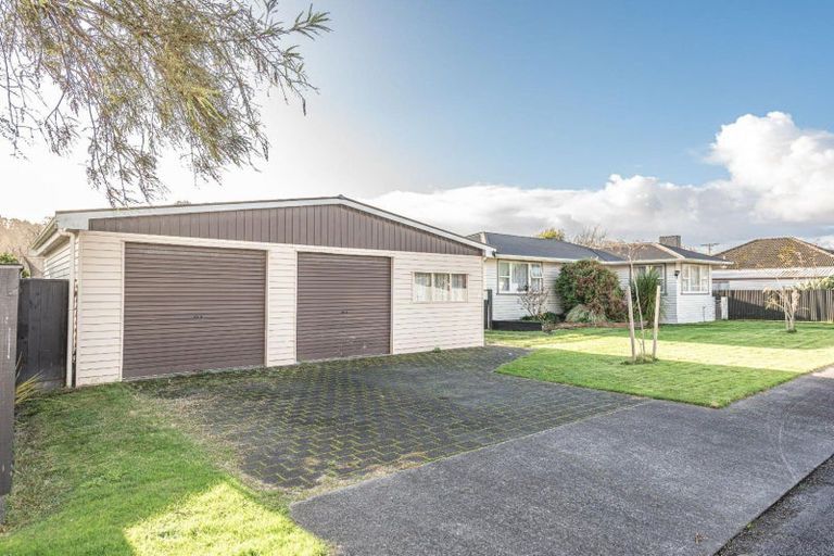 Photo of property in 1 Hodge Place, Aramoho, Whanganui, 4500