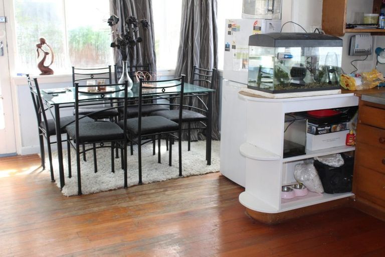 Photo of property in 257 Marine Parade, New Brighton, Christchurch, 8061