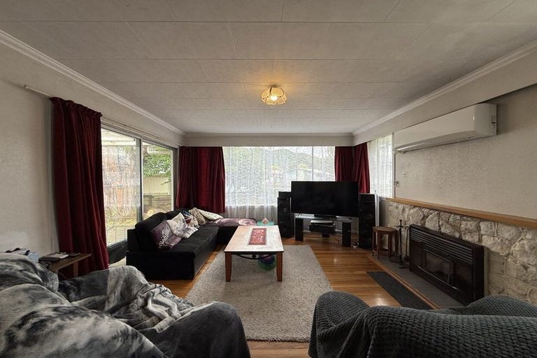 Photo of property in 10 Kentucky Street, Totara Park, Upper Hutt, 5018