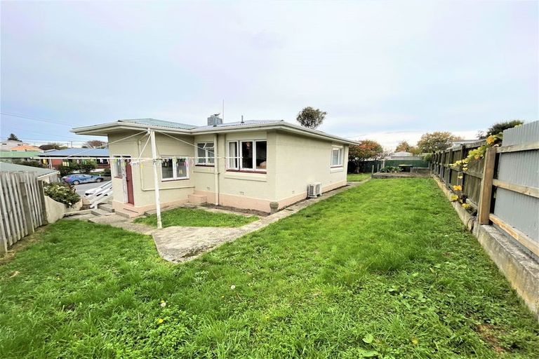 Photo of property in 5 Telfer Street, Balclutha, 9230