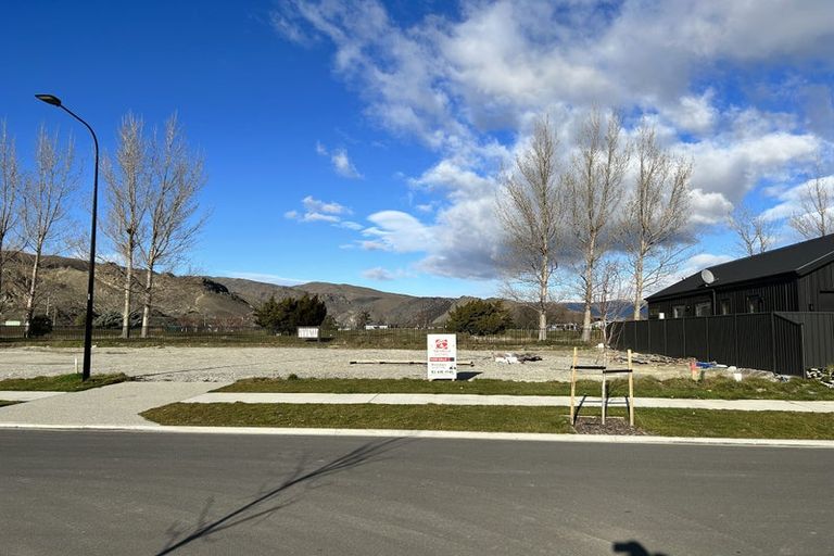 Photo of property in 19 Wallis Drive, Cromwell, 9310