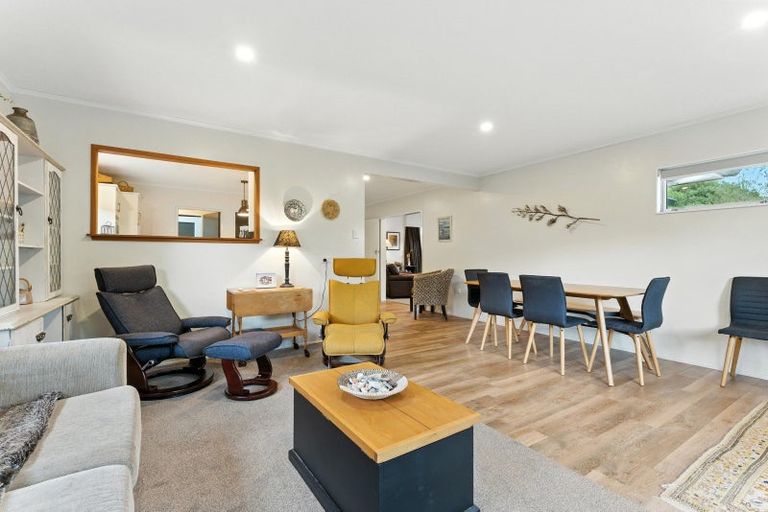 Photo of property in 32 Tararua Street, Pahiatua, 4910