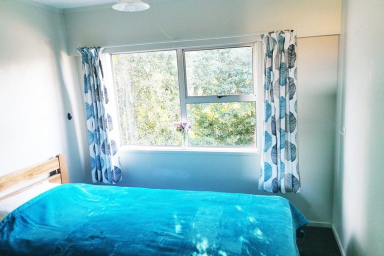 Photo of property in 39a Forrest Hill Road, Milford, Auckland, 0620