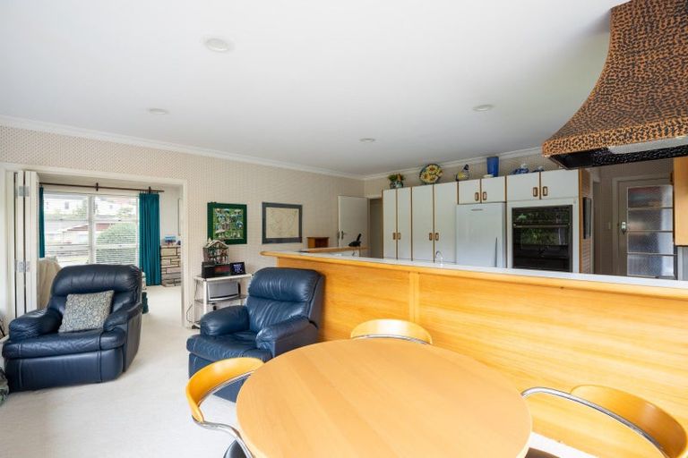 Photo of property in 30 Carrington Street, New Plymouth, 4310