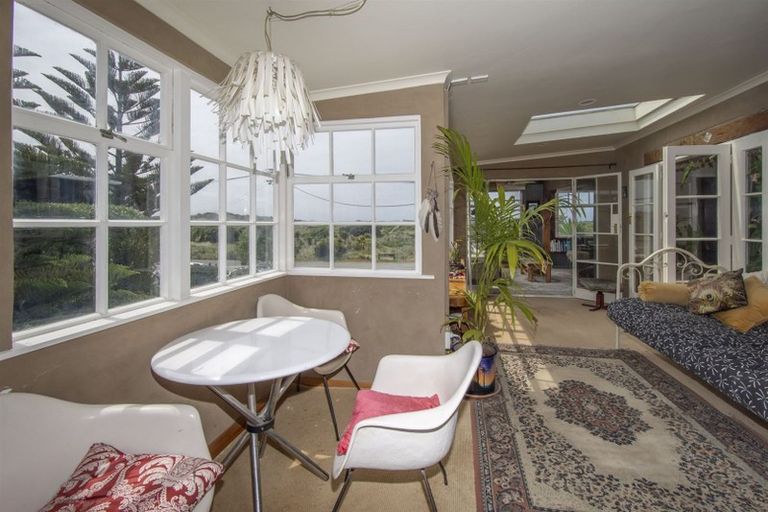 Photo of property in 483 Marine Parade, South New Brighton, Christchurch, 8062