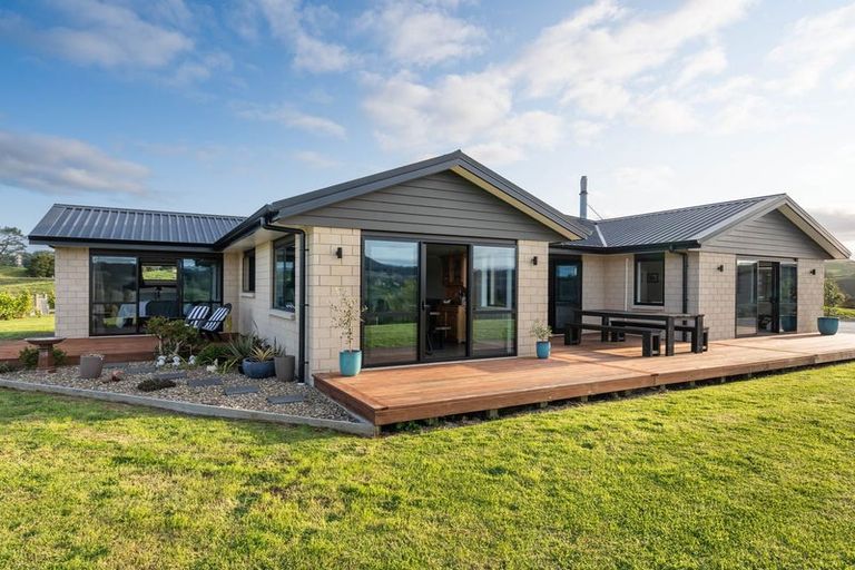 Photo of property in 681 Otaika Valley Road, Maungatapere, Whangarei, 0170