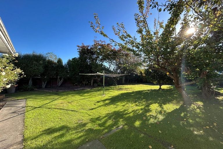 Photo of property in 1406 Woodstock Avenue, Mayfair, Hastings, 4122