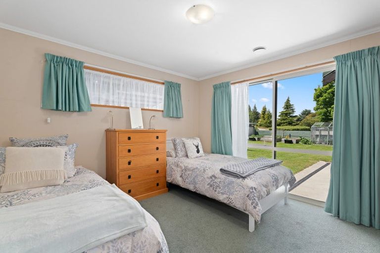 Photo of property in 1 Totara Terrace, Wanaka, 9305