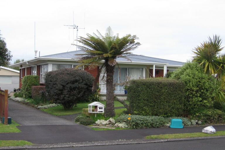 Photo of property in 13 Arkle Place, Nawton, Hamilton, 3200