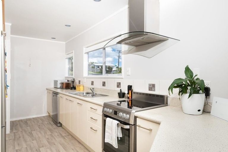Photo of property in 531 Hibiscus Coast Highway, Hatfields Beach, Orewa, 0931