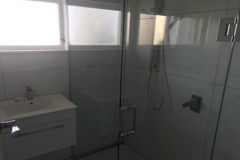 Photo of property in 1/47a Vauxhall Road, Devonport, Auckland, 0624