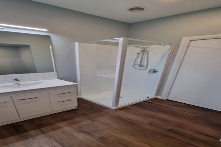 Photo of property in 1/126 Osborne Street, Waltham, Christchurch, 8011