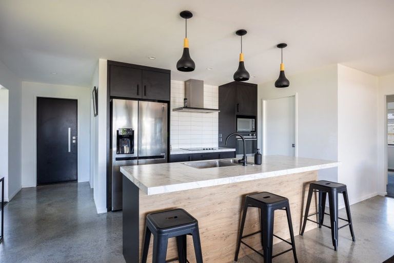 Photo of property in 15 Longstaff Drive, Bell Block, New Plymouth, 4312