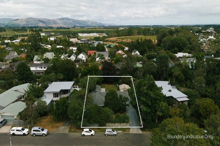 Photo of property in 4 Williams Terrace, Fitzherbert, Palmerston North, 4410