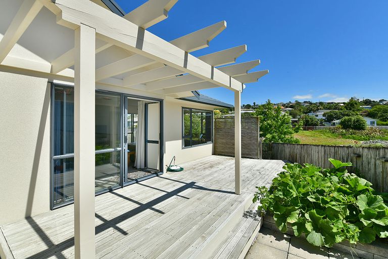 Photo of property in 62 Donald Street, Stanmore Bay, Whangaparaoa, 0932