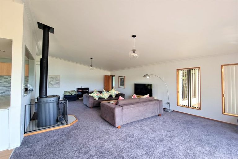 Photo of property in 24 Paretu Drive, Kerikeri, 0294