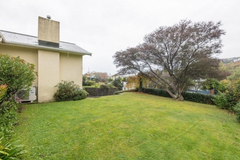 Photo of property in 37 Cawthron Crescent, Annesbrook, Nelson, 7011