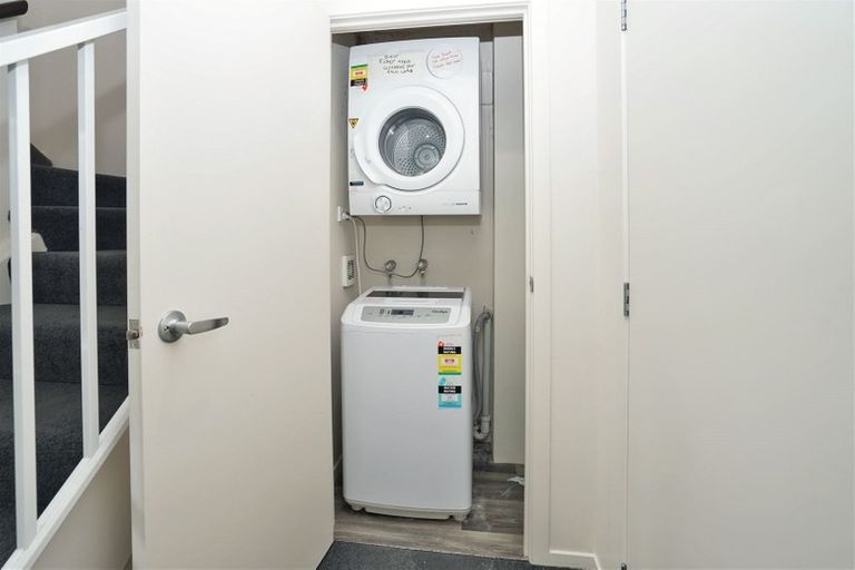 Photo of property in 2/3 Somerset Street, Frankton, Hamilton, 3204