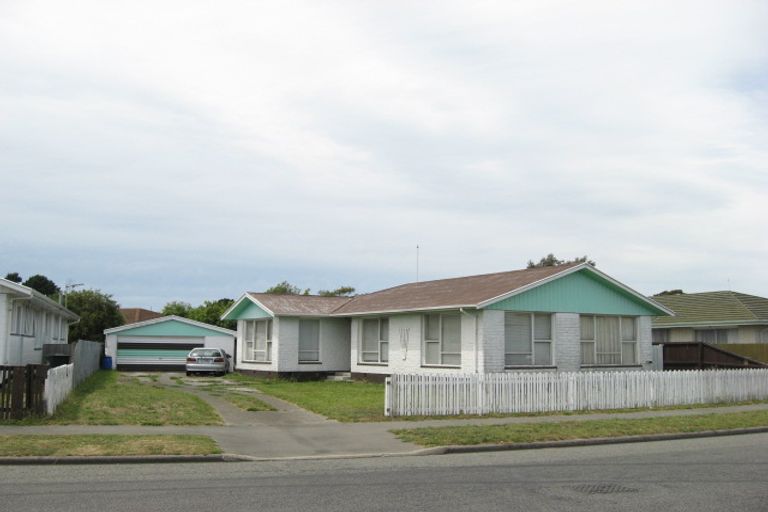 Photo of property in 8 Pateke Place, Bromley, Christchurch, 8062