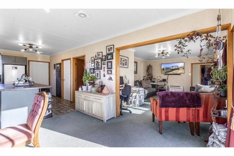 Photo of property in 9 Collean Street, Wallacetown, 9816