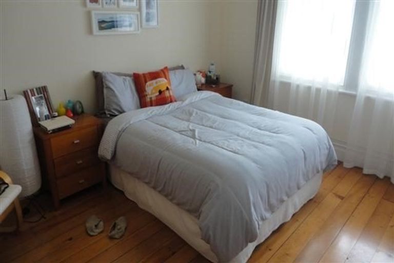 Photo of property in 5 Mariposa Crescent, Birkenhead, Auckland, 0626