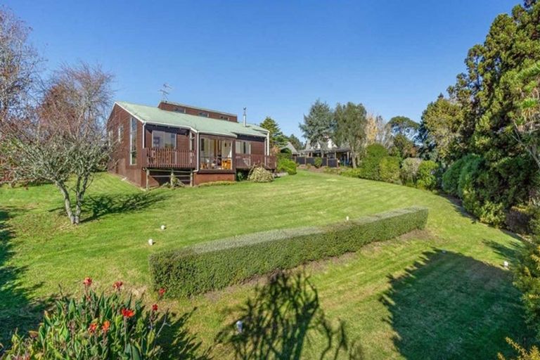 Photo of property in 35 Sarah Todd Lane, Waimauku, 0812