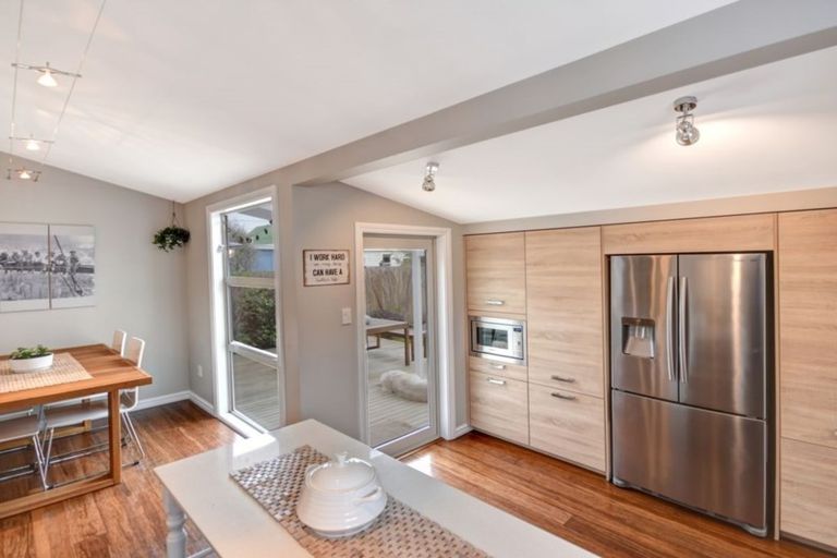 Photo of property in 110 Hargest Crescent, Saint Clair, Dunedin, 9012