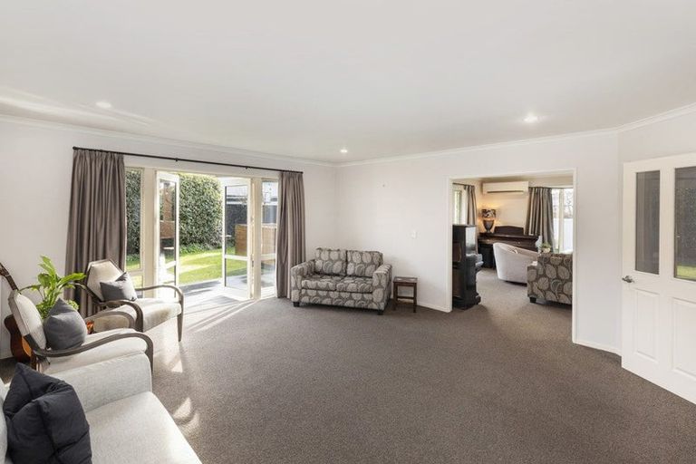 Photo of property in 53 Glasnevin Drive, Casebrook, Christchurch, 8051
