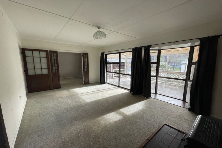 Photo of property in 15 Ruahine Street, Trentham, Upper Hutt, 5018