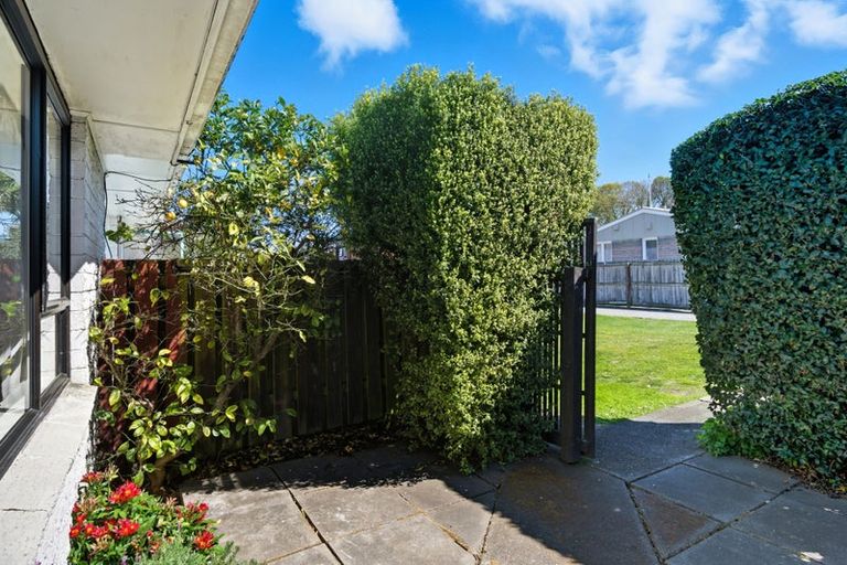 Photo of property in 2/100 Southampton Street, Sydenham, Christchurch, 8023