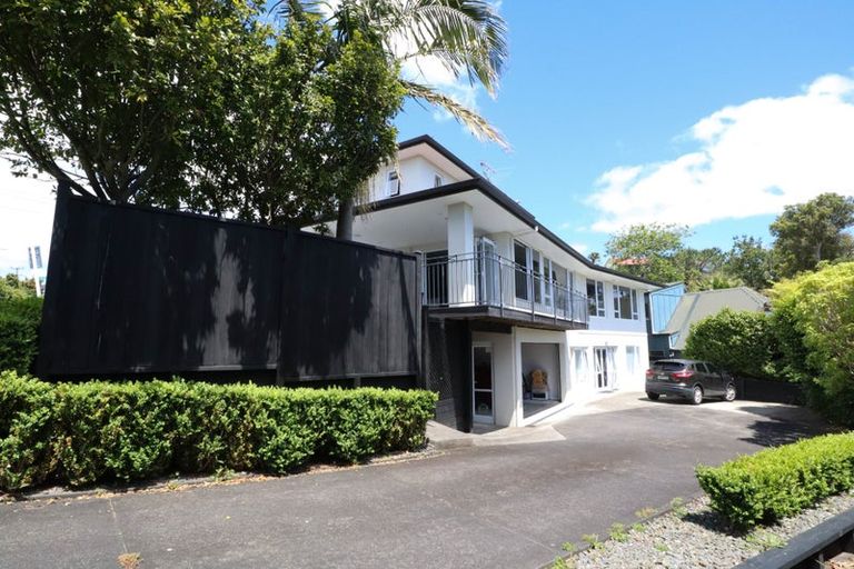 Photo of property in 1/88 Pah Road, Cockle Bay, Auckland, 2014