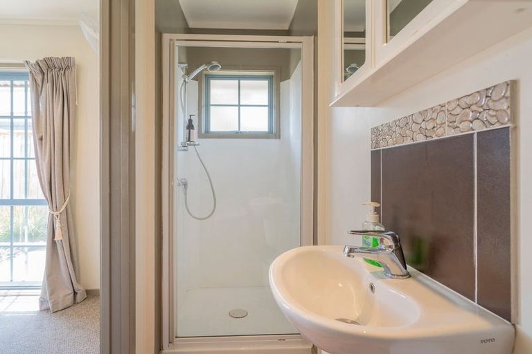 Photo of property in 5 Pipi Dune, Whitianga, 3510