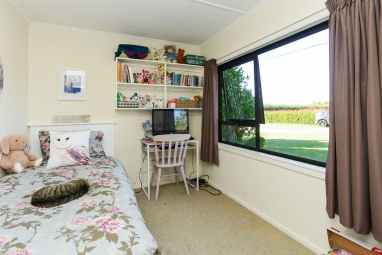 Photo of property in 35 Napier Street, Jervoistown, Napier, 4112