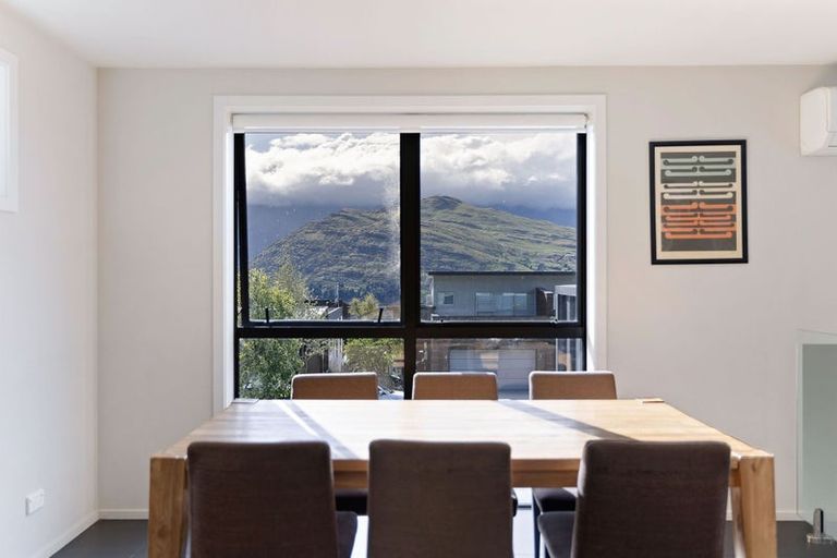 Photo of property in St Andrews Park, 42b Highview Terrace, Queenstown, 9300