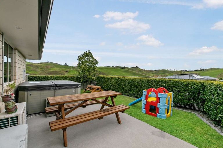 Photo of property in 157 Ballintoy Park Drive, Welcome Bay, Tauranga, 3175