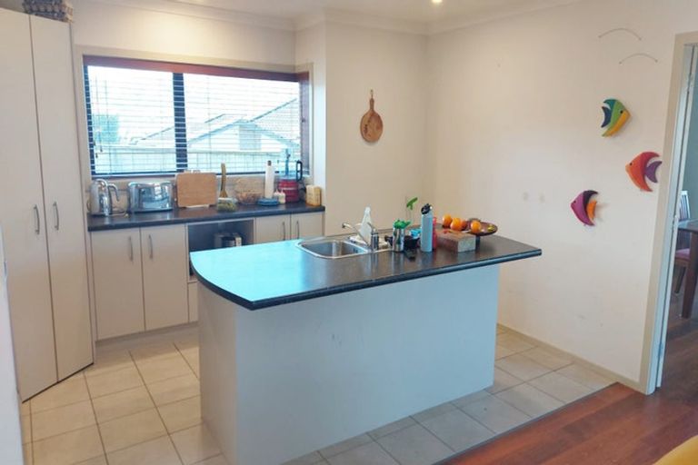 Photo of property in 26 Ronald Scott Grove, Riverstone Terraces, Upper Hutt, 5018