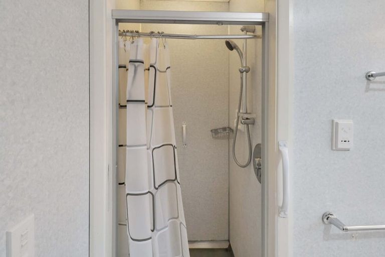 Photo of property in 206a Waiwhetu Road, Waterloo, Lower Hutt, 5011