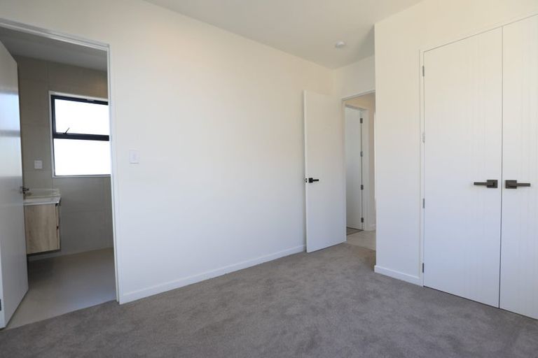 Photo of property in 58a Sorrel Crescent, Bucklands Beach, Auckland, 2012