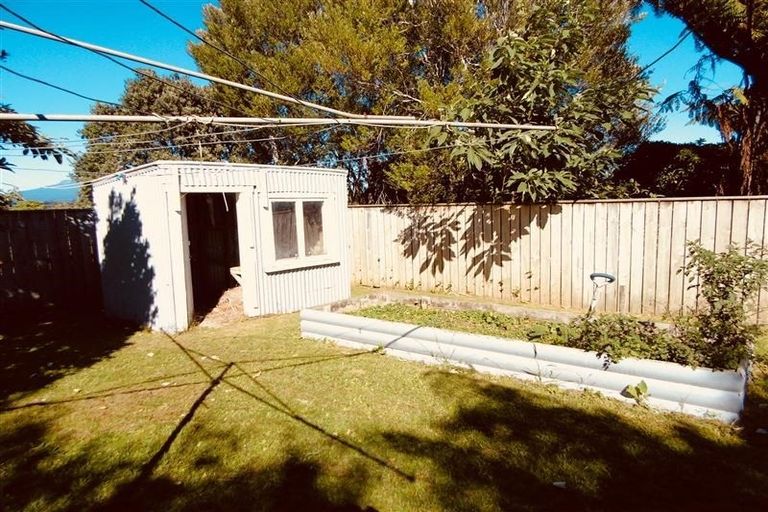 Photo of property in 61 Tarahua Road, Welbourn, New Plymouth, 4310