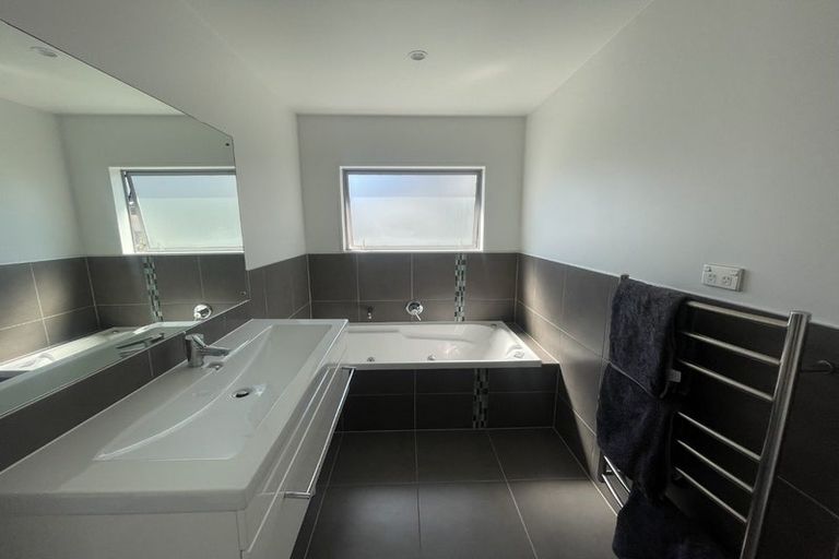 Photo of property in 67 Aberley Road, Schnapper Rock, Auckland, 0632