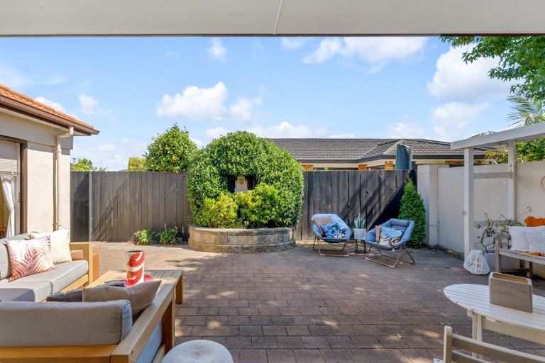 Photo of property in 23 Seneca Court, Golflands, Auckland, 2013