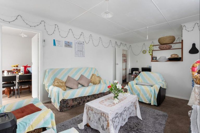 Photo of property in 64 Daphne Street, Outer Kaiti, Gisborne, 4010