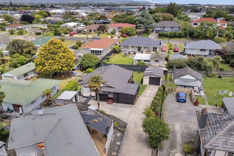 Photo of property in 21a Chester Street, Levin, 5510