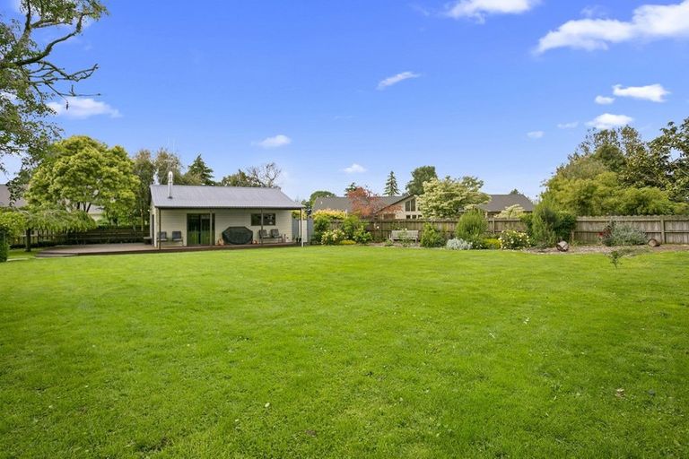 Photo of property in 9 Cowley Drive, Leamington, Cambridge, 3432