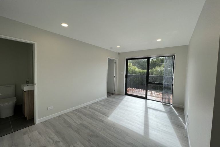 Photo of property in 4a Tudor Place, Mairangi Bay, Auckland, 0630