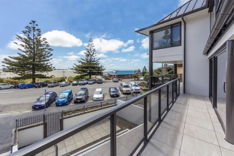Photo of property in 4/20 Esplanade, Sumner, Christchurch, 8081